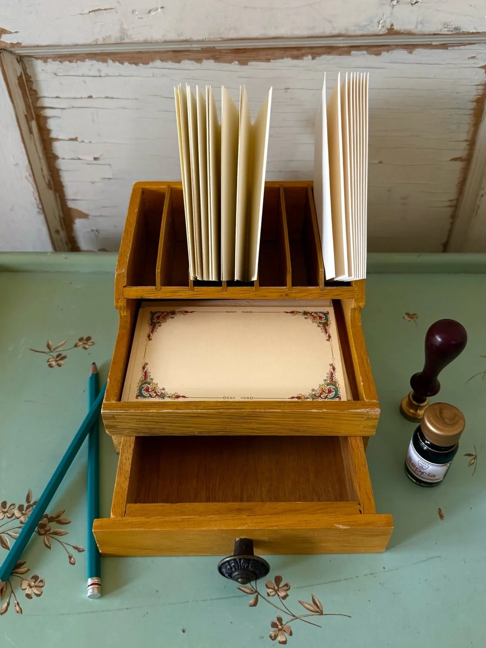 Vintage Wood Bench-top/Desktop Organizer, Plier Storage Rack, Jewelry Tools